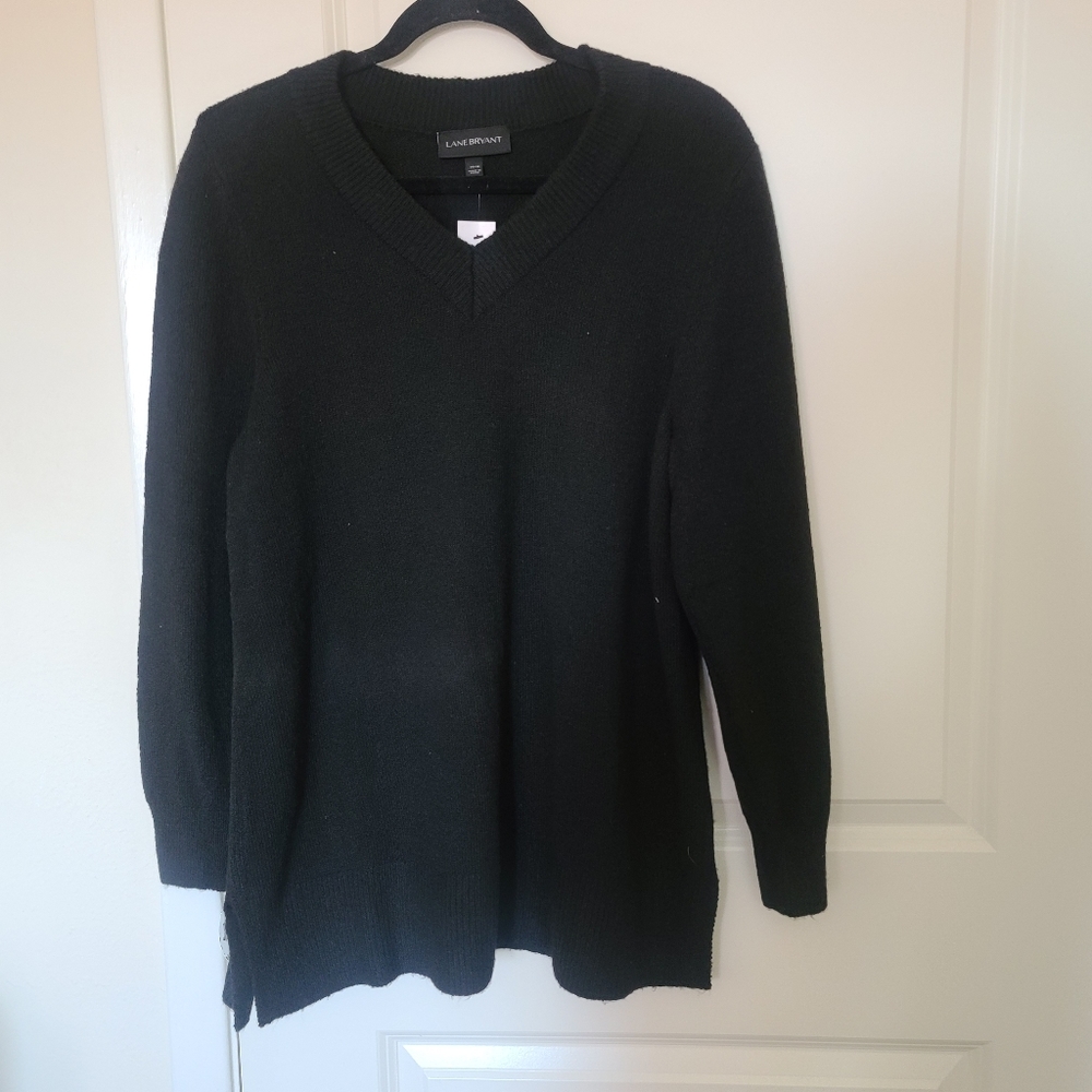 New Lane Bryant Black V-Neck  Sweater Top.